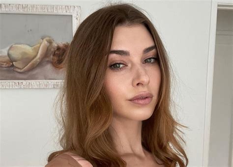 molly x onlyfans|MollyX (Model) Age, Wiki, Height, Photos, Videos, Net Worth